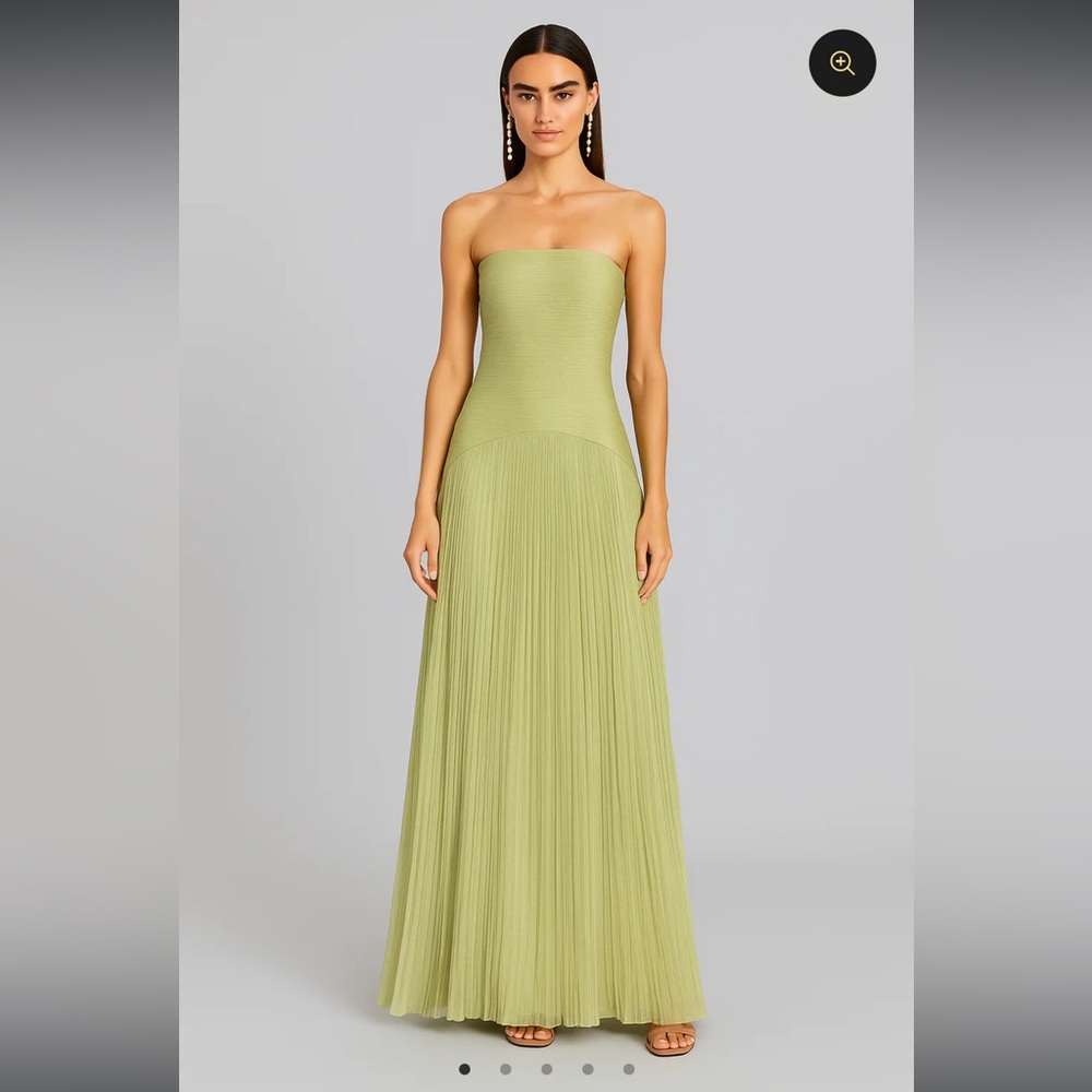 Elegant Green Strapless Dress